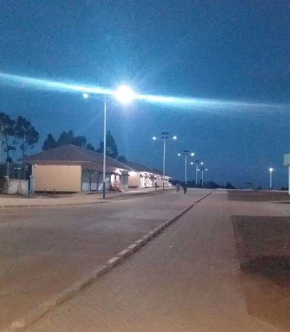金湾区非洲科特迪瓦太阳能路灯工程